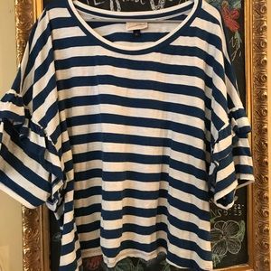 Universal thread cropped tee 4x